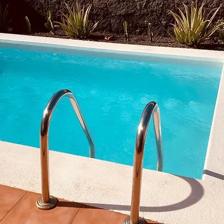 Casa Marta, Private Pool, Free Wifi Playa Blanca