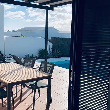 Casa Marta, Private Pool, Free Wifi Playa Blanca
